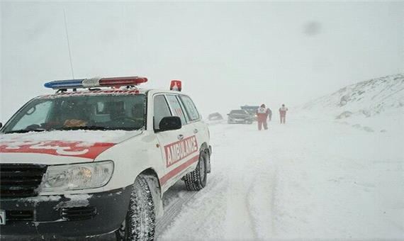 امدادرسانی به 465 نفر گرفتار شده در برف و کولاک اردبیل