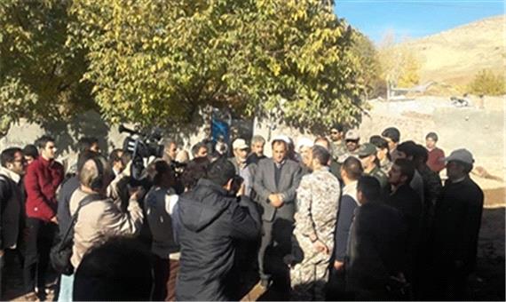شهردار ارومیه از مناطق زلزله زده میانه بازدید کرد/ اعزام ماشین آلات سنگین شهرداری جهت کمک به آواربرداری - پرتال شهرداری ارومیه
