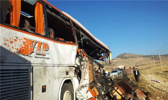 21 مصدوم در  حادثه اتوبوس در مسیر مرند - تبریز
