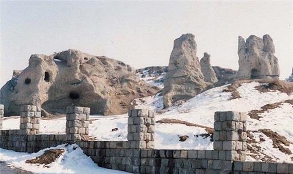 قلعه ای 6000 ساله خفته در خاک بی توجهی/تبدیل یالدور به زباله گاه