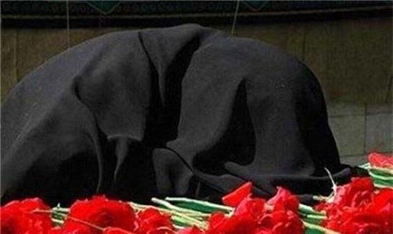 پیکر مادر شهیدان اکرمی پروین آذر در مراغه تشییع شد