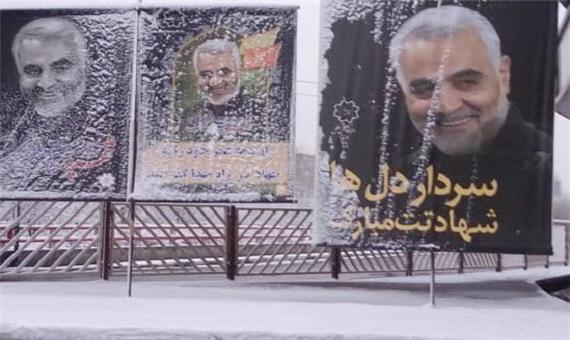 تبریز سیاه‌پوش روسفید شد/ بارش برف در کنار باران اشک آذری‌ها