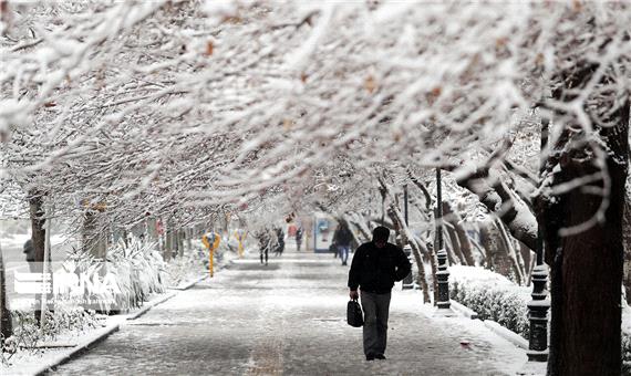 بارش برف در آذربایجان‌غربی تا فردا دوشنبه ادامه دارد