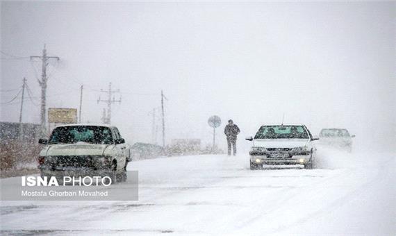 کولاک برف و خانه‌نشینی دانش‌آموزان اردبیلی