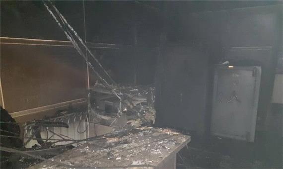 آتش سوزی یکی از شعب بانک قوامین در تبریز