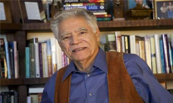 پدرخوانده ادبیات چیکانو در 82 سالگی درگذشت