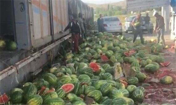خسارت میلیاردی به صادرکنندگان میوه آذربایجان‌غربی