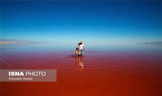 تجمع، شنا و آب‌تنی در سواحل دریاچه ارومیه در آذربایجان شرقی ممنوع است