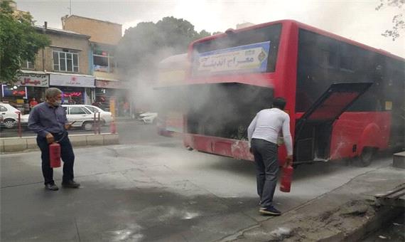اتصال سیم کشی موتور اتوبوس شرکت واحد در تبریز حادثه آفرید