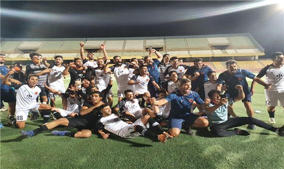 تیم فوتبال 90 ارومیه از قهرمان لیگ یک هم شکست خورد
