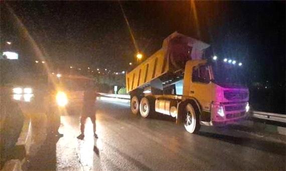 عدم اجازه خروج کامیون‌های ایرانی توسط طرف آذری