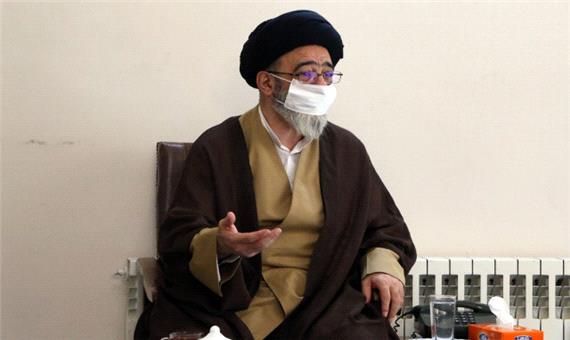 تاکید امام جمعه تبریز بر کار فرهنگی در ندامتگاه‌ها