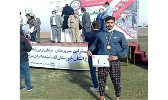 کسب مدال طلای مسابقات دو و میدانی کارگران کشور توسط ورزشکار بوشهری