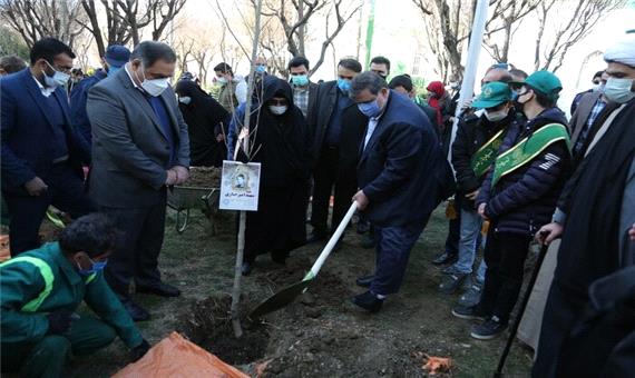 برگزاری مراسم بزرگداشت روز درختکاری در بوستان شهدا