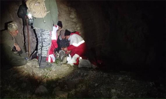 عملیات 10 ساعته هلال احمر برای نجات گروه کوهنوردی از ارتفاعات کمتال