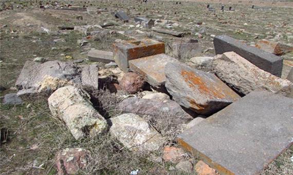 تخریب گورستان تاریخی تبریز توسط سودجویان
