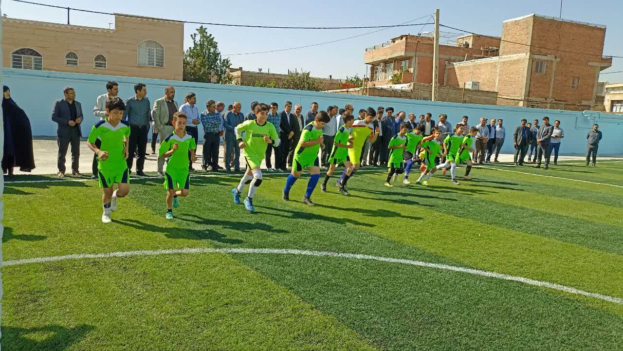 پیام آذری