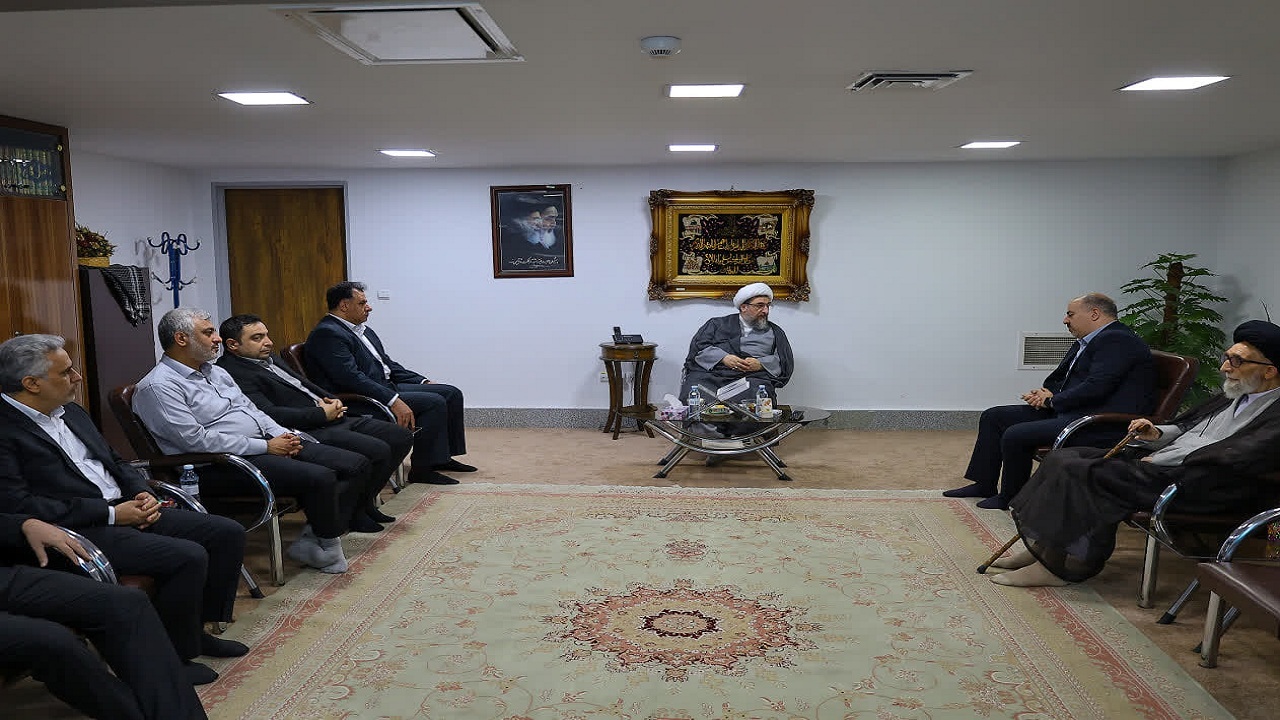 پیام آذری