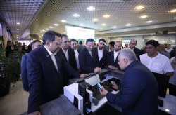رونمایی از کارت بانکی برای ارائه خدمات مالی به گردشگران خارجی