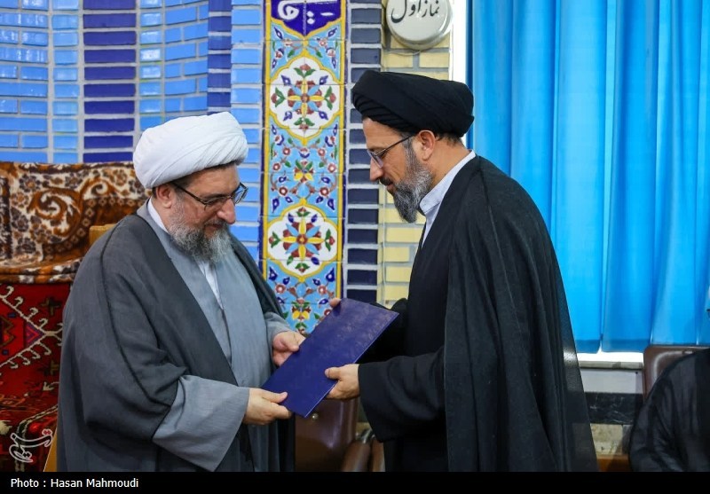 پیام آذری