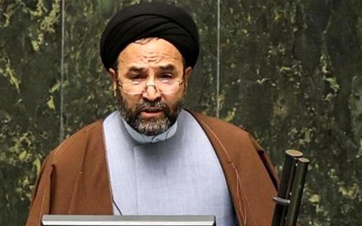 پیام آذری
