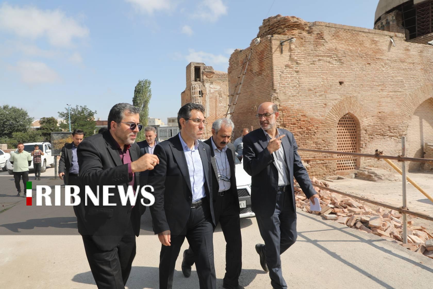 پیام آذری