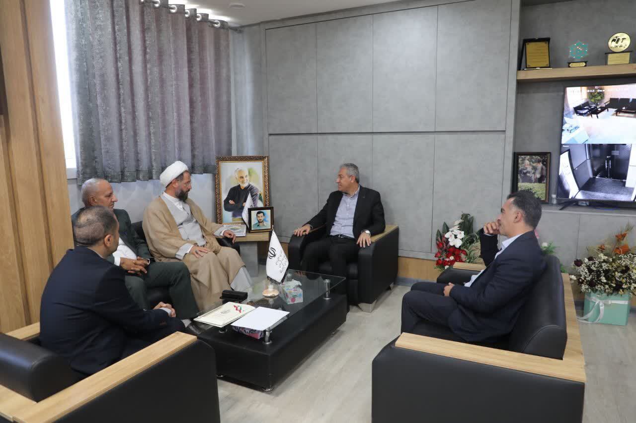 پیام آذری