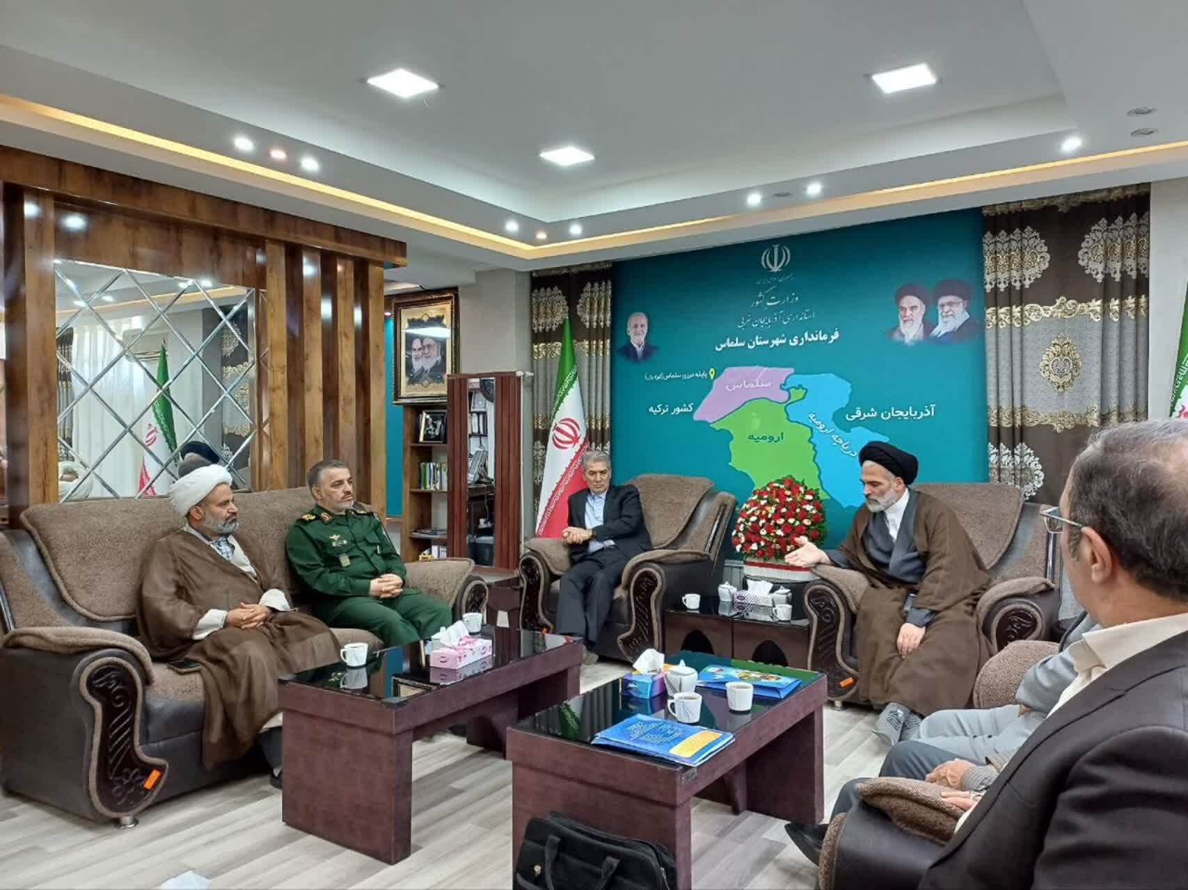 پیام آذری