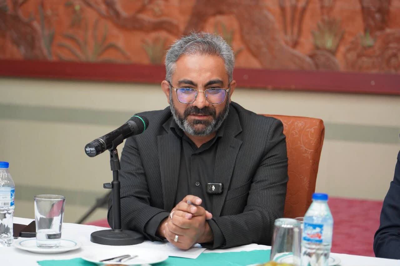 پیام آذری