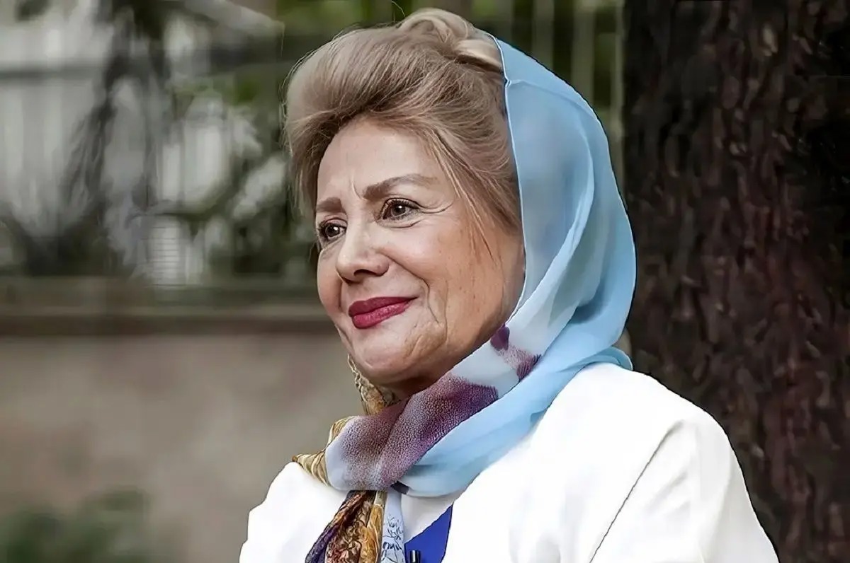 سفر در زمان؛ «تهمینه» در ۳۱ سالگی در کنار «ایرج قادری»؛ سال ۱۳۴۴/ عکس