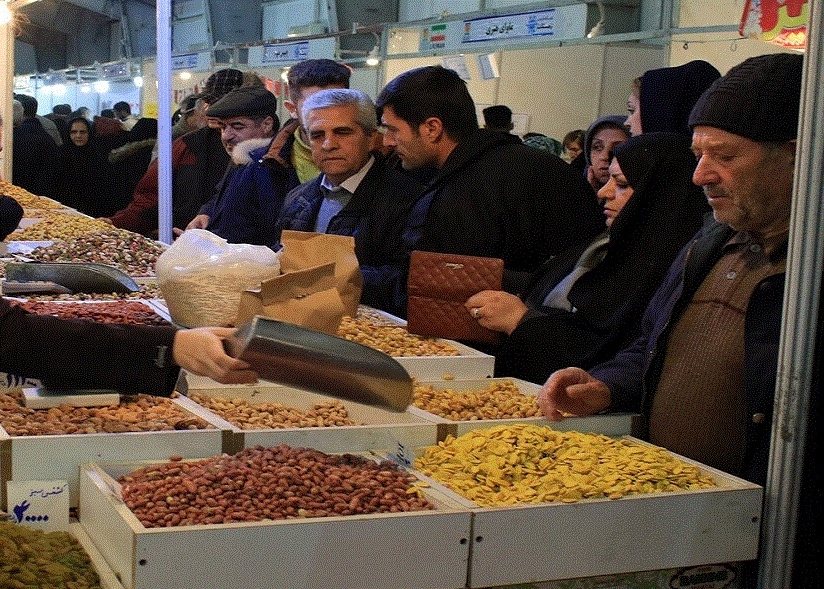 معرفی آیین ها و اقلام شب چله در نمایشگاه شب یلدا ارومیه