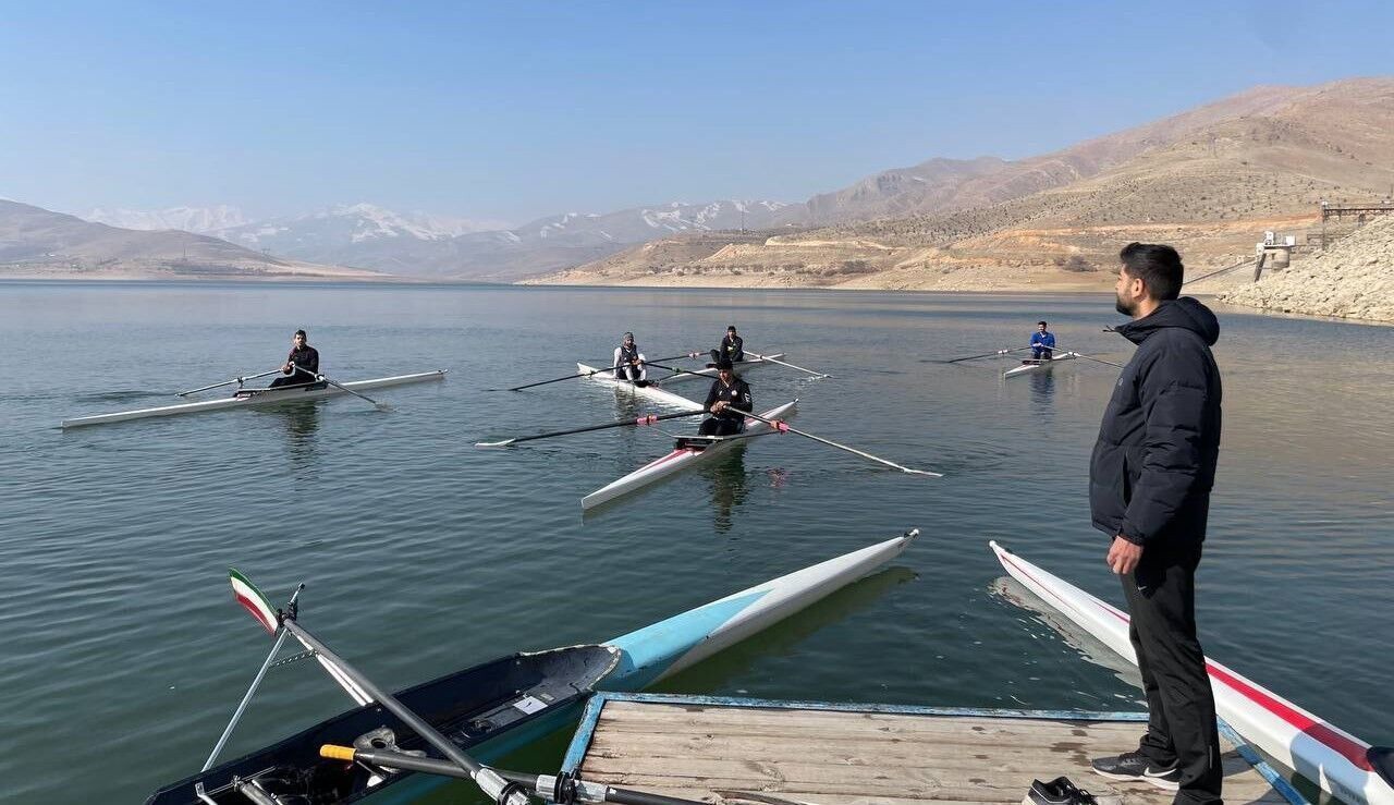اردوی تیم ملی قایقرانی مردان کشور در سد مهاباد آغاز شد