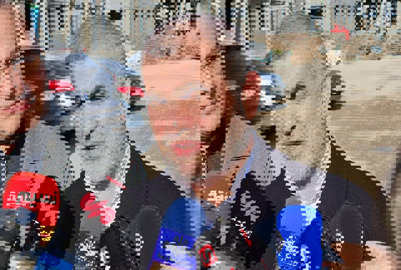 نیکزاد: اسکلت بیمارستان نجف‌زاده تا پایان  سال تکمیل می شود