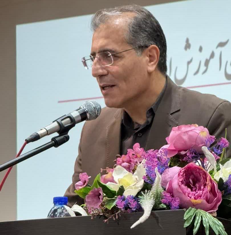 پیام آذری