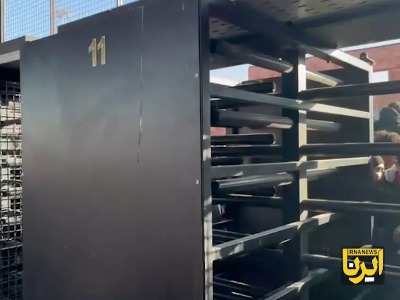 ازدحام هواداران تراکتور در پشت گیت‌های ورزشگاه یادگار امام (ره)