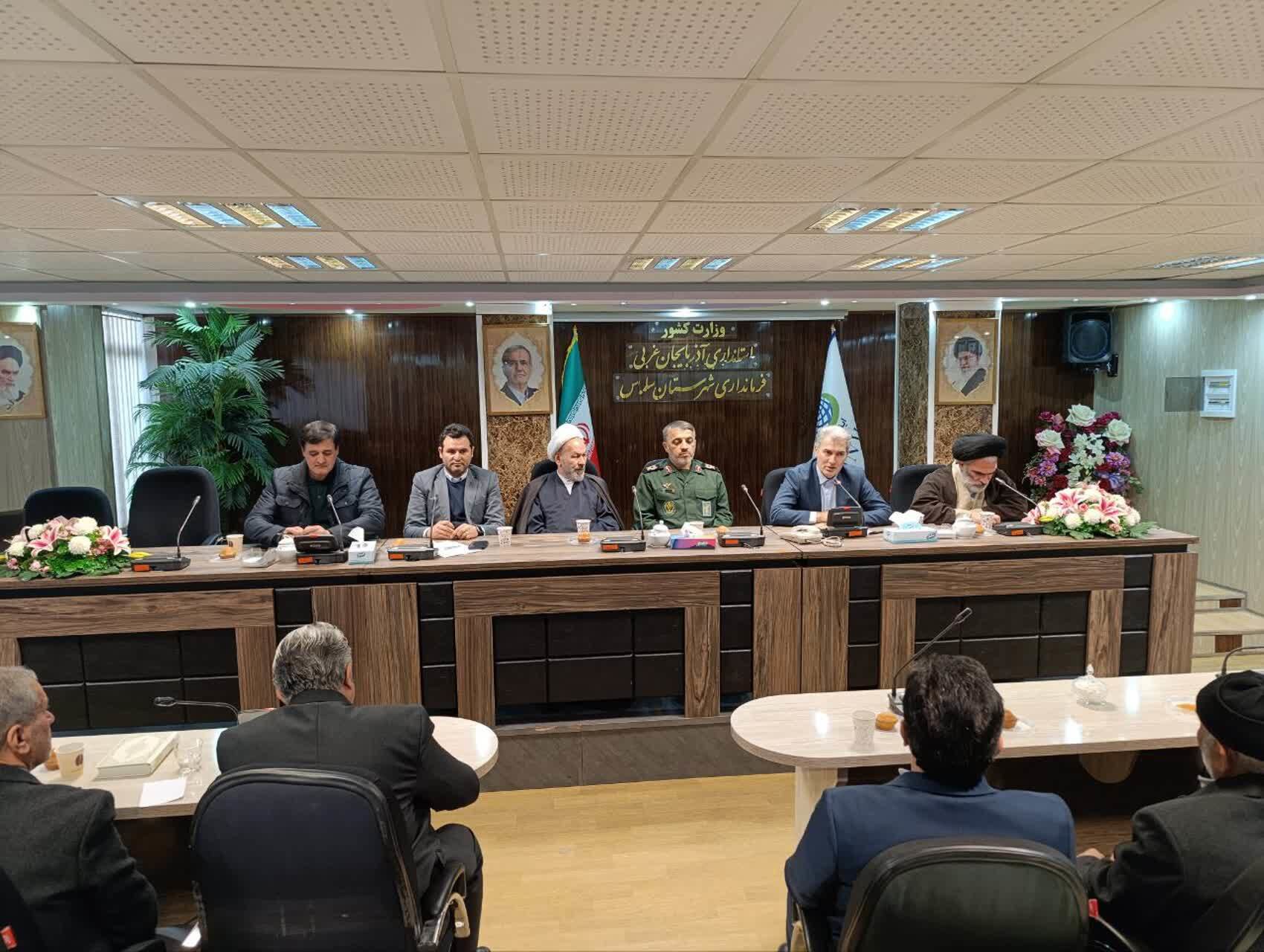 خیران سلماس ۳۳ میلیارد تومان به هم‌نوعان خود کمک کردند