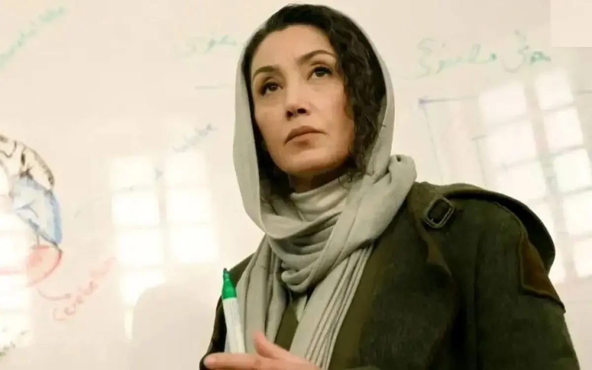 سفر زمان؛ چهرۀ «هدیه تهرانی» ۲۹ ساله در «دنیا»؛ سال ۸۰/ عکس