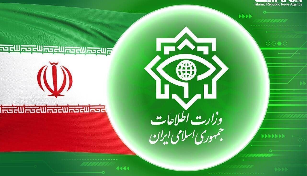 گروه هفت نفره منافقین در تبریز شناسایی و دستگیر شدند