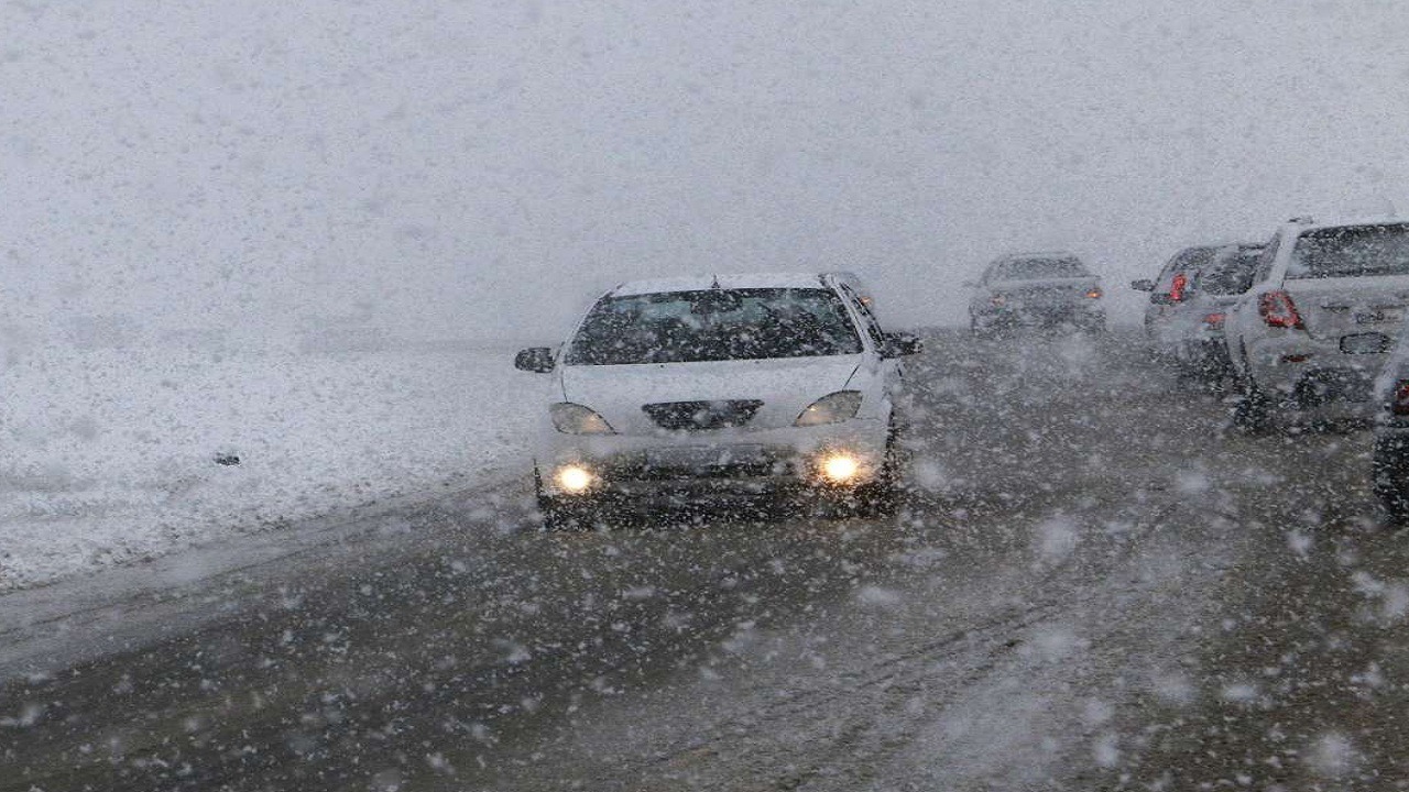 کولاک برف و احتمال سقوط بهمن در مناطق کوهستانی آذربایجان‌شرقی