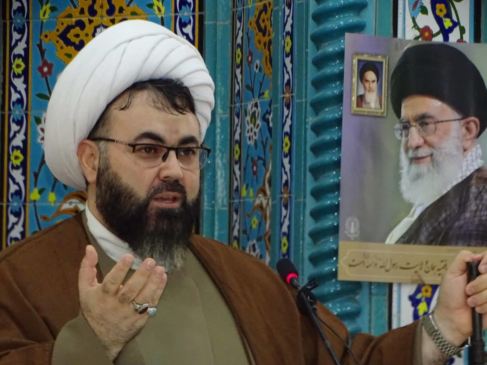 امام جمعه چهاربرج:  راهپیمایی ۲۲ بهمن نماد اتحاد و انسجام ملی بود