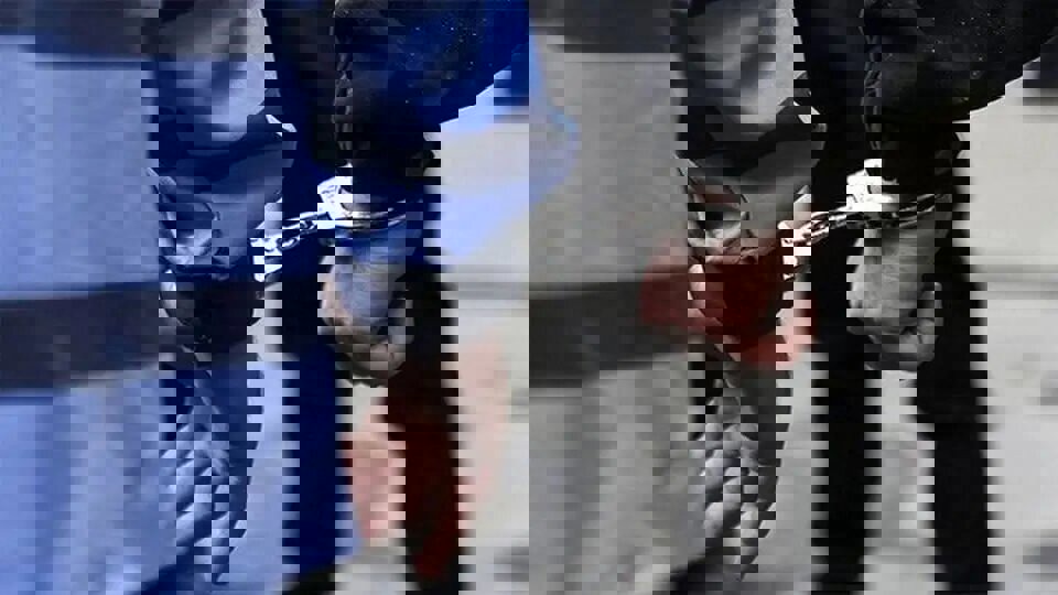 دستگیری کلاهبردار حرفه ای ۱۵۰۰ میلیاردی در تبریز