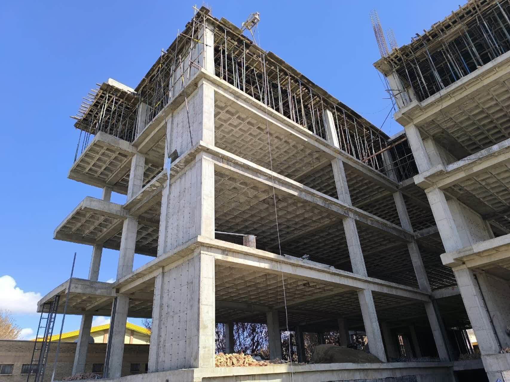 بررسی روند احداث ساختمان جدید شهرداری بوکان