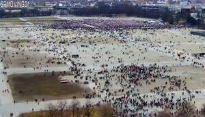 کیهان نوشت: دو سیرک در یک زمین