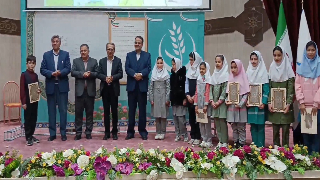 برگزاری نخستین پویش رسانه ای و نقاشی نان کامل در مراغه