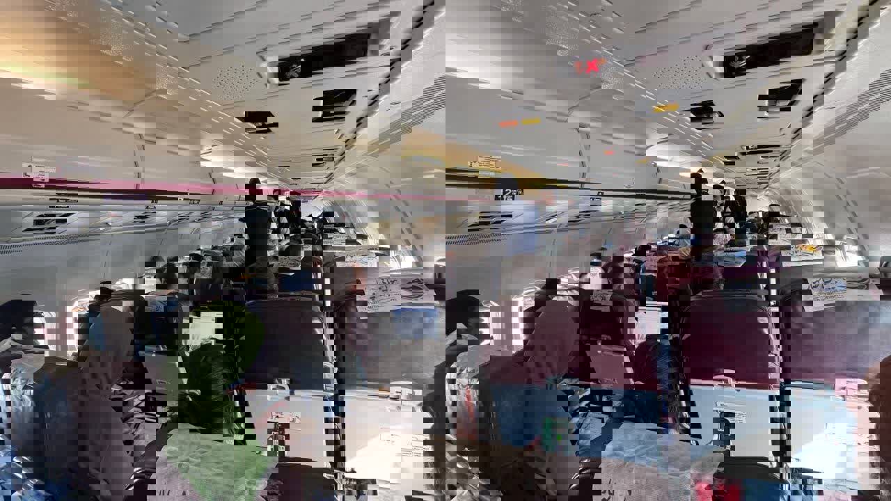 نقص فنی پرواز تهران–ارومیه؛ هواپیما به آشیانه بازگشت