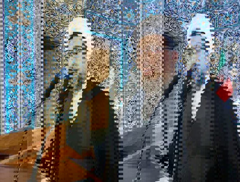 کرامت فقرا، حفظ حرمت رمضان و اقتصاد مقاومتی باید محور جامعه باشد