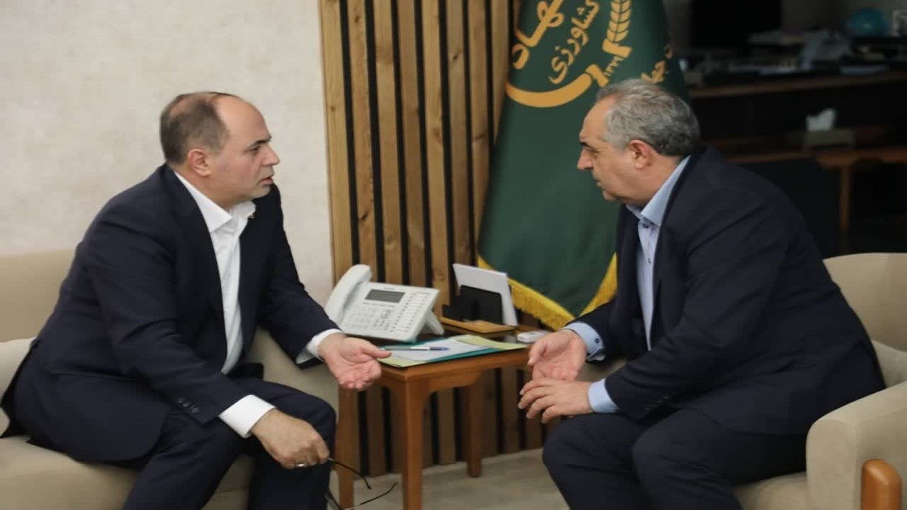 پیام آذری