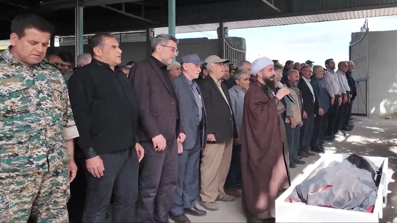 پیام آذری