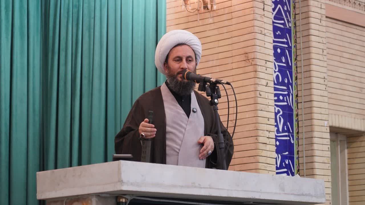 امام جمعه خوی: وحدت ملی کشور را بیمه می‌کند؛ لزوم حل مشکلات اقتصادی