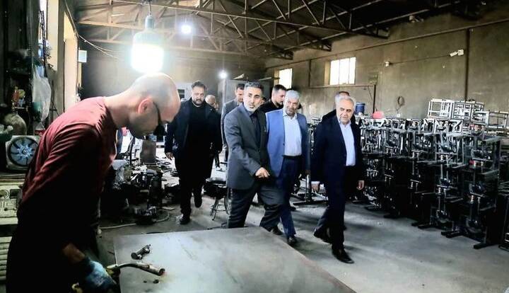 سرمست: موانع تولید در خوشه‌مهر بناب رفع می‌شود